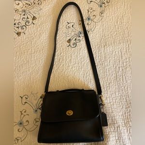 ⭐️Vintage Coach court bag - Black
